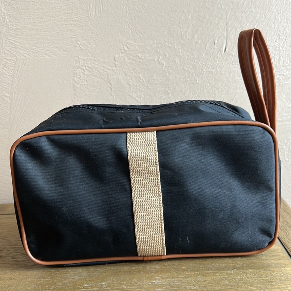 Vintage Woodard Men's Black and Tan Travel Toiletries Bag. Waterproof.